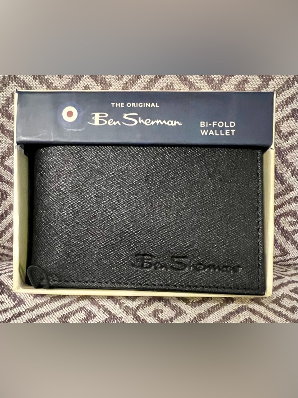 NEW Ben Sherman Black Leather Men's Wallet with Subtle Embossing.